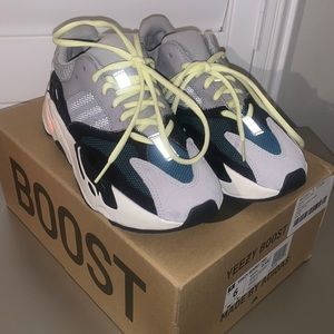 Yeezy Boost 700 Wave Runner